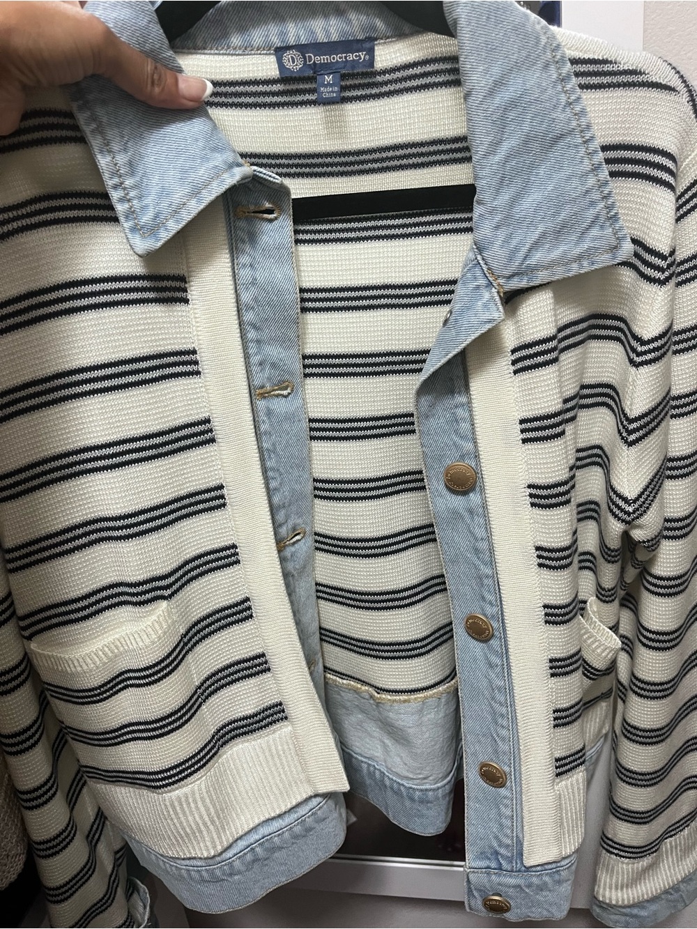 Democracy sweater jacket Striped Cream Black Button-Front Sweater cardigan - Picture 4 of 4